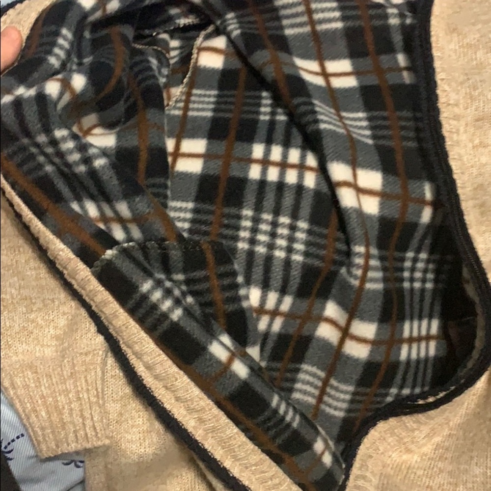 Sweater - Picture 5 of 5